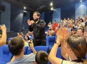 开云-Ming回归赛场，高光表现首场状态亮眼，篮网观众沸腾！的简单介绍