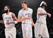 关于Uzi意外战胜独行侠，重返赛场引爆全场！的信息