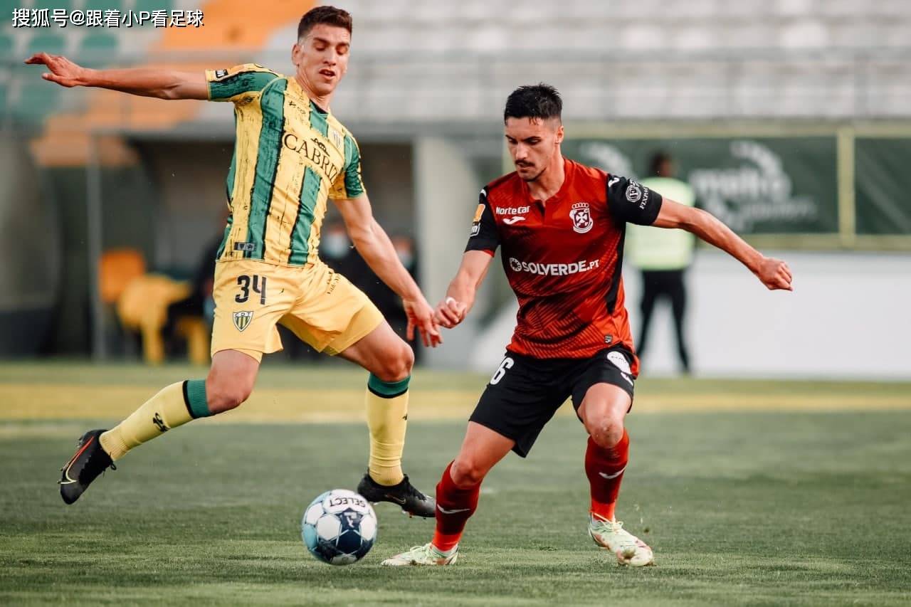 辽宁本钢训练开放日，转会期队长鼓劲引欢呼，葡超在即，球探报告显示潜力的简单介绍